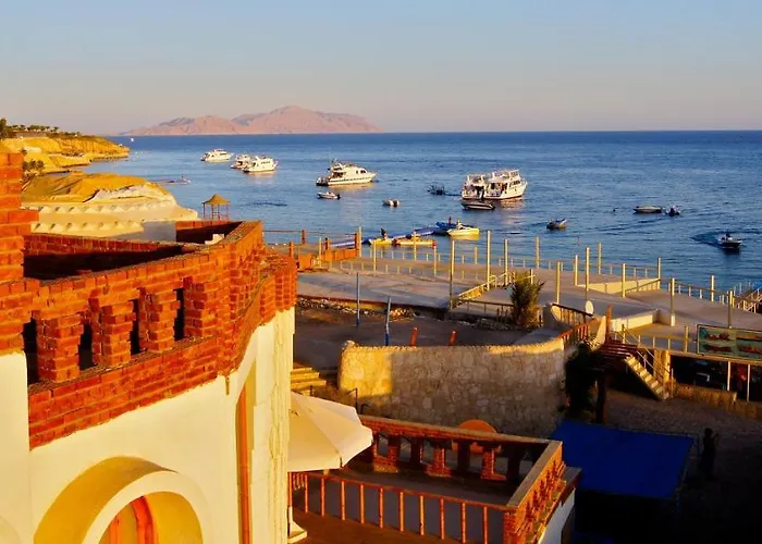 Umbi Sharks Bay Diving Village 3* Sarm es-Sejk