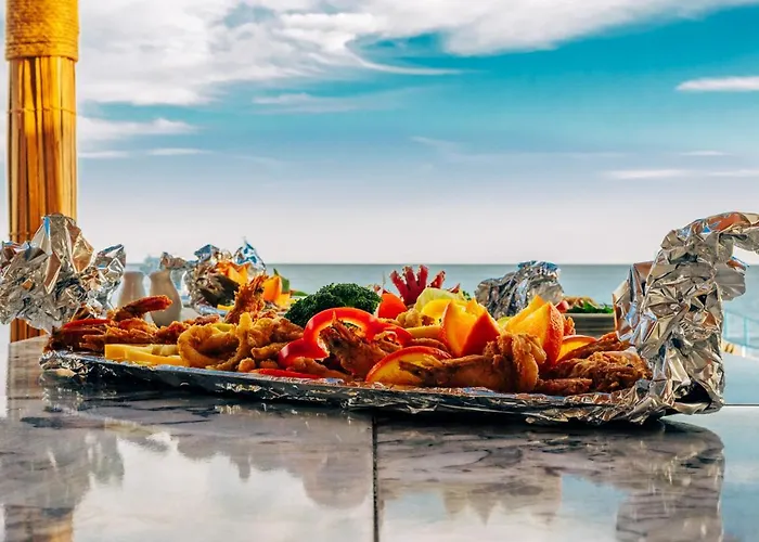 Umbi Sharks Bay Diving Village 3*