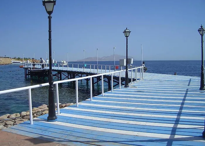 Umbi Sharks Bay Diving Village 3* Sarm es-Sejk